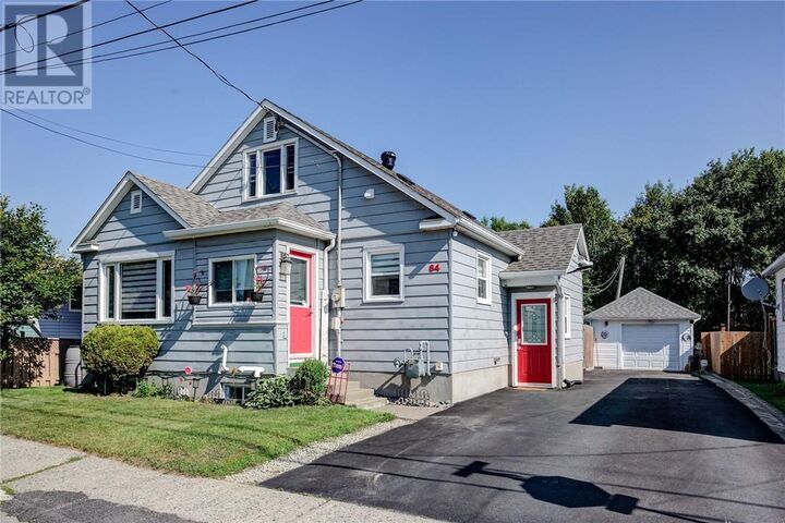 Property Photo: 64 Desjardins ON P3L 1A8