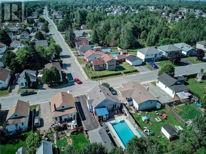 Property Photo: 64 Desjardins ON P3L 1A8