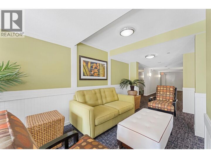 Property Photo: 571 Yates Road 404 BC V1V 2V5