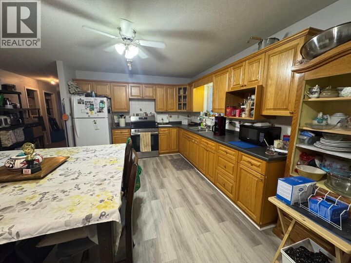 Property Photo: 1407 Fir Avenue BC V1K 1L1