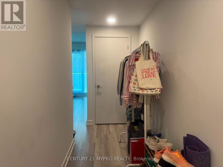 Property Photo: 230 Simcoe Street 1636 ON M5T 1T4