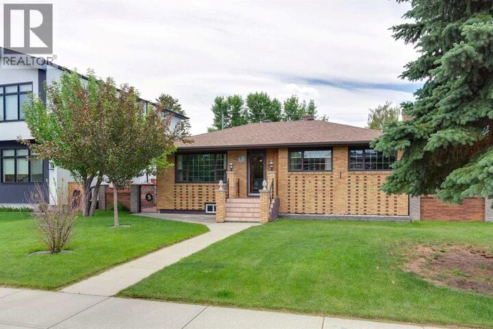 Property Photo: 47 Montrose Crescent Northeast AB T3E 5P3