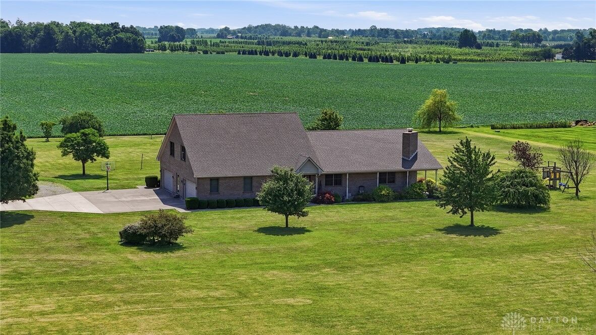 Property Photo: 8400 N Montgomery County Line Road OH 45309