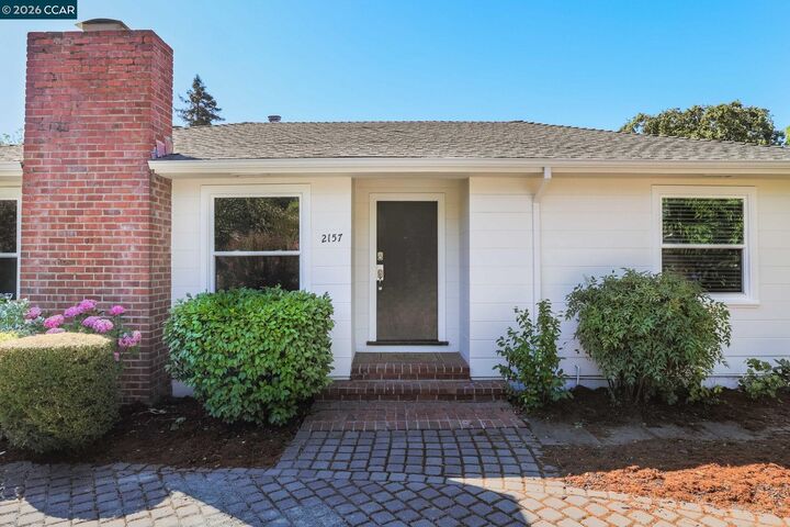 Property Photo:  2157 Whyte Park Ave  CA 94595 