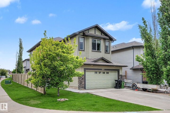 Property Photo:  3233 21A Avenue NW  AB T6T 0K5 