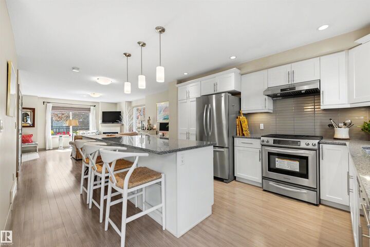 1150 Windermere Way SW 33 — photo 1