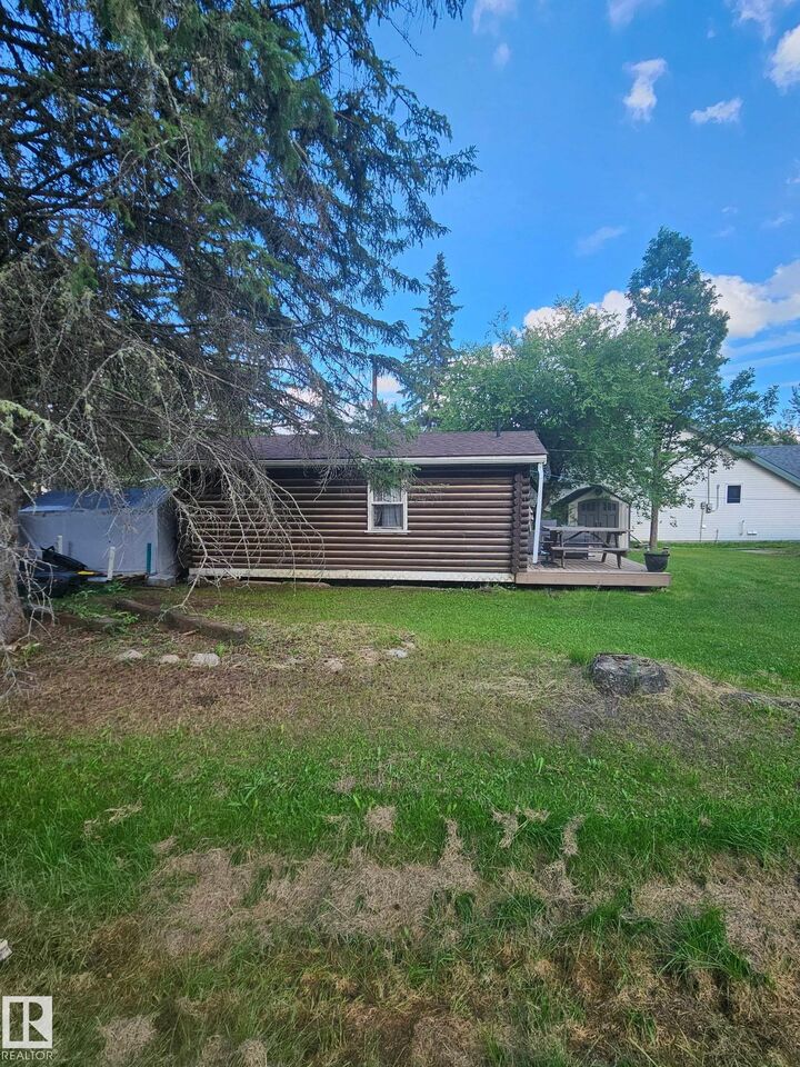 Property Photo:  101 Long Lake Drive  AB T0A 1B0 