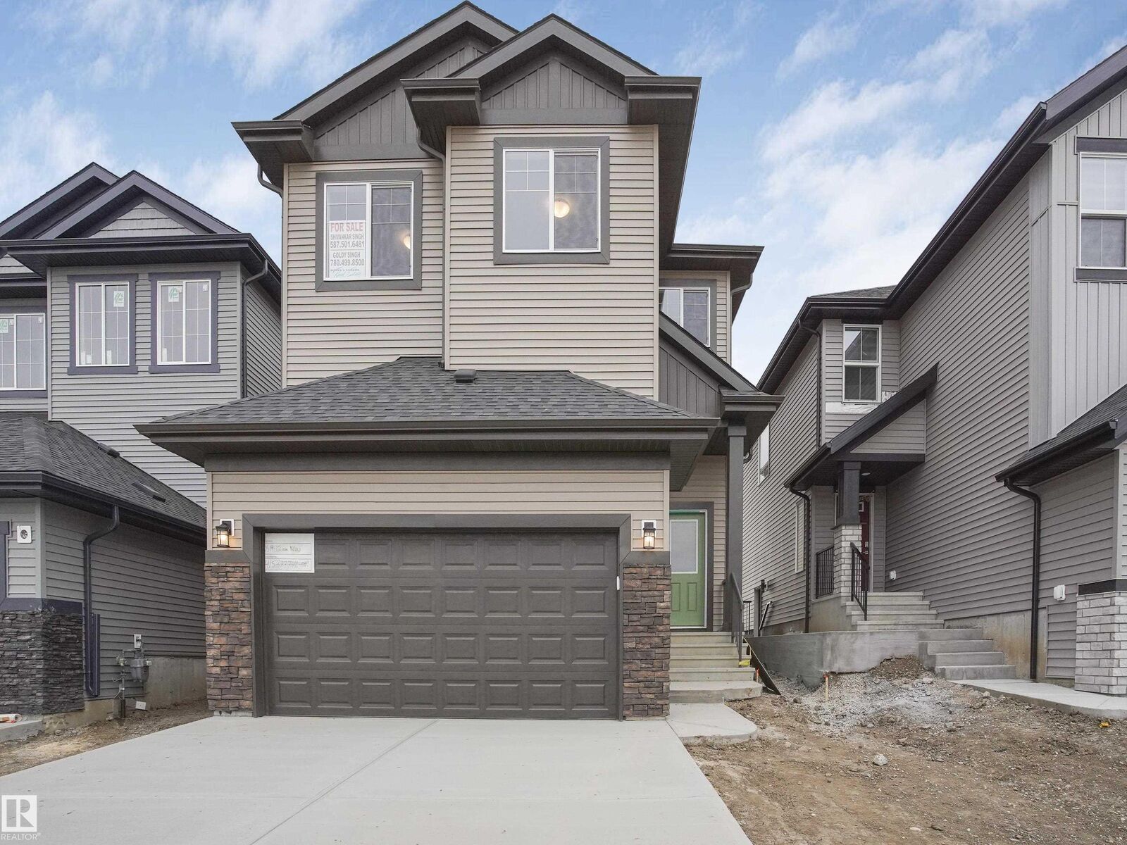 Property Photo: 1519 12 Avenue NW AB T6T 2S2