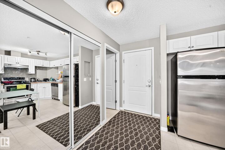 Property Photo: 5350 199 Street NW 221 AB T5M 0X5