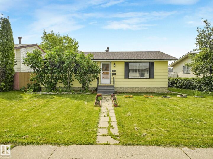 Property Photo: 9315 151 Avenue NW AB T5E 2R1