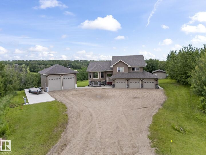 61130 465 Rge Road — photo 1