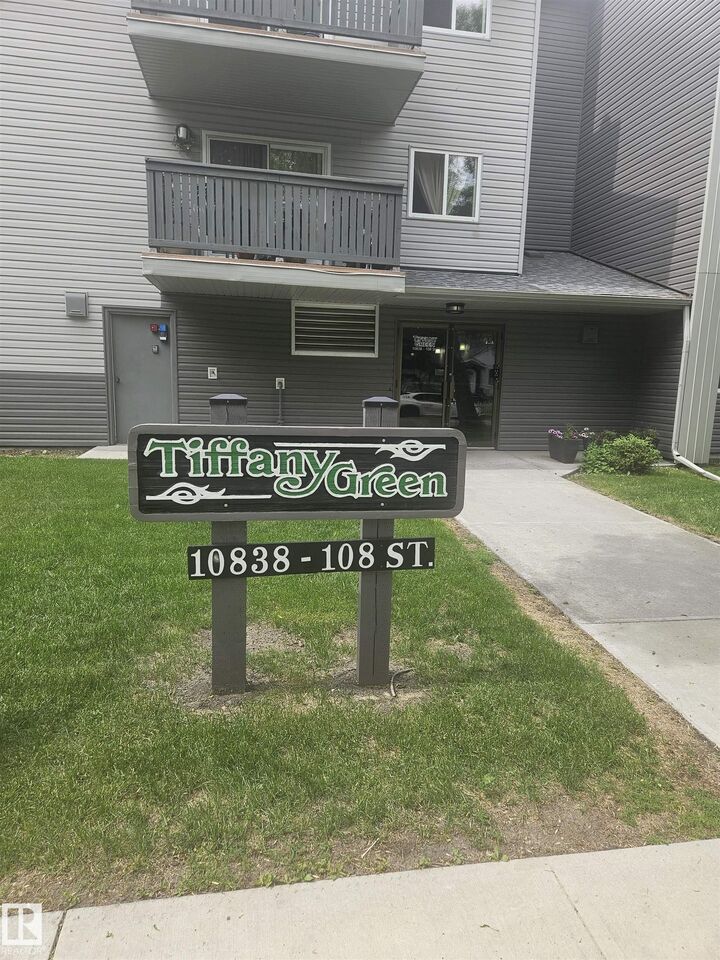 Property Photo: 10838 108 Street NW 206 AB T5H 3A6
