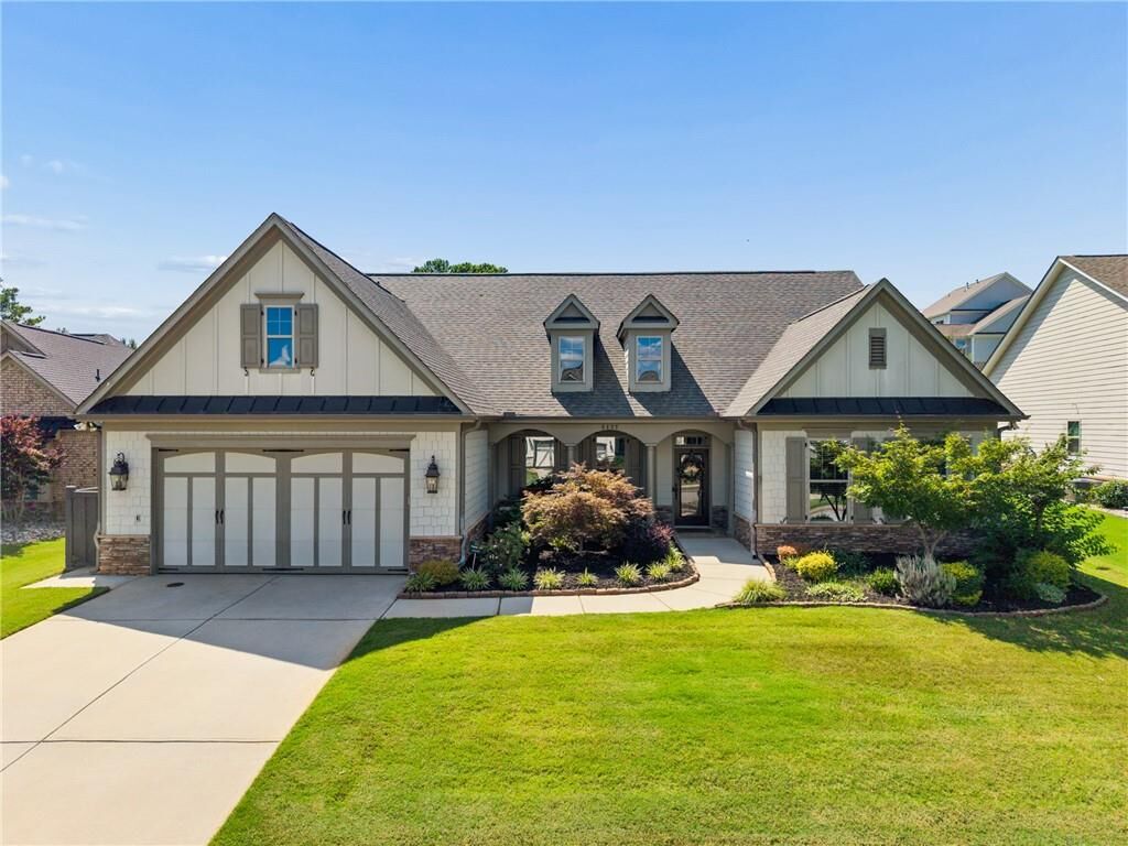 Property Photo: 5132 Castlehaven Bend GA 30127
