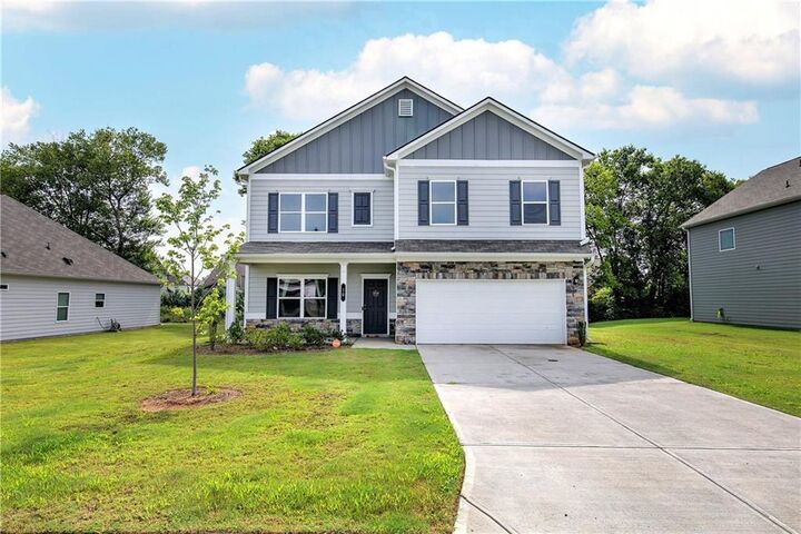 Property Photo: 10 Westover Road SE GA 30120