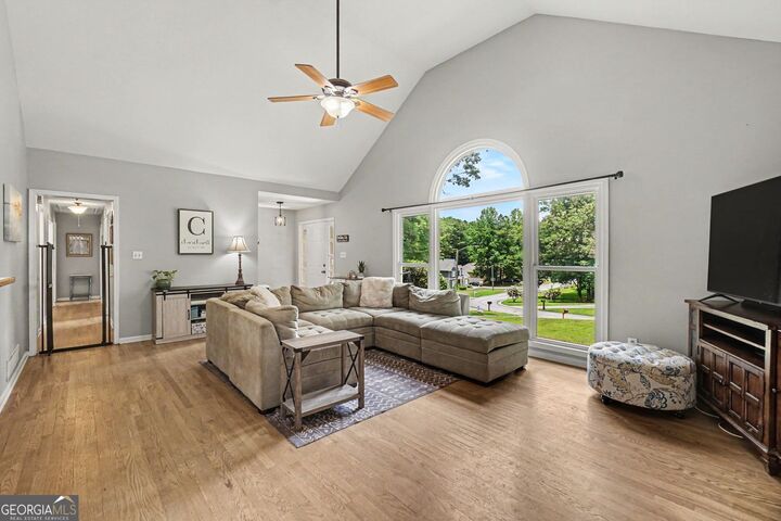 Property Photo: 148 Stanbrough Drive GA 30157