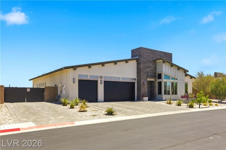 Property Photo: 8380 Mojave Creek Court NV 89113