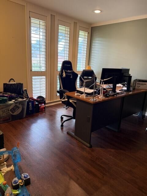 Property Photo: 905 N 10th Street TX 79331