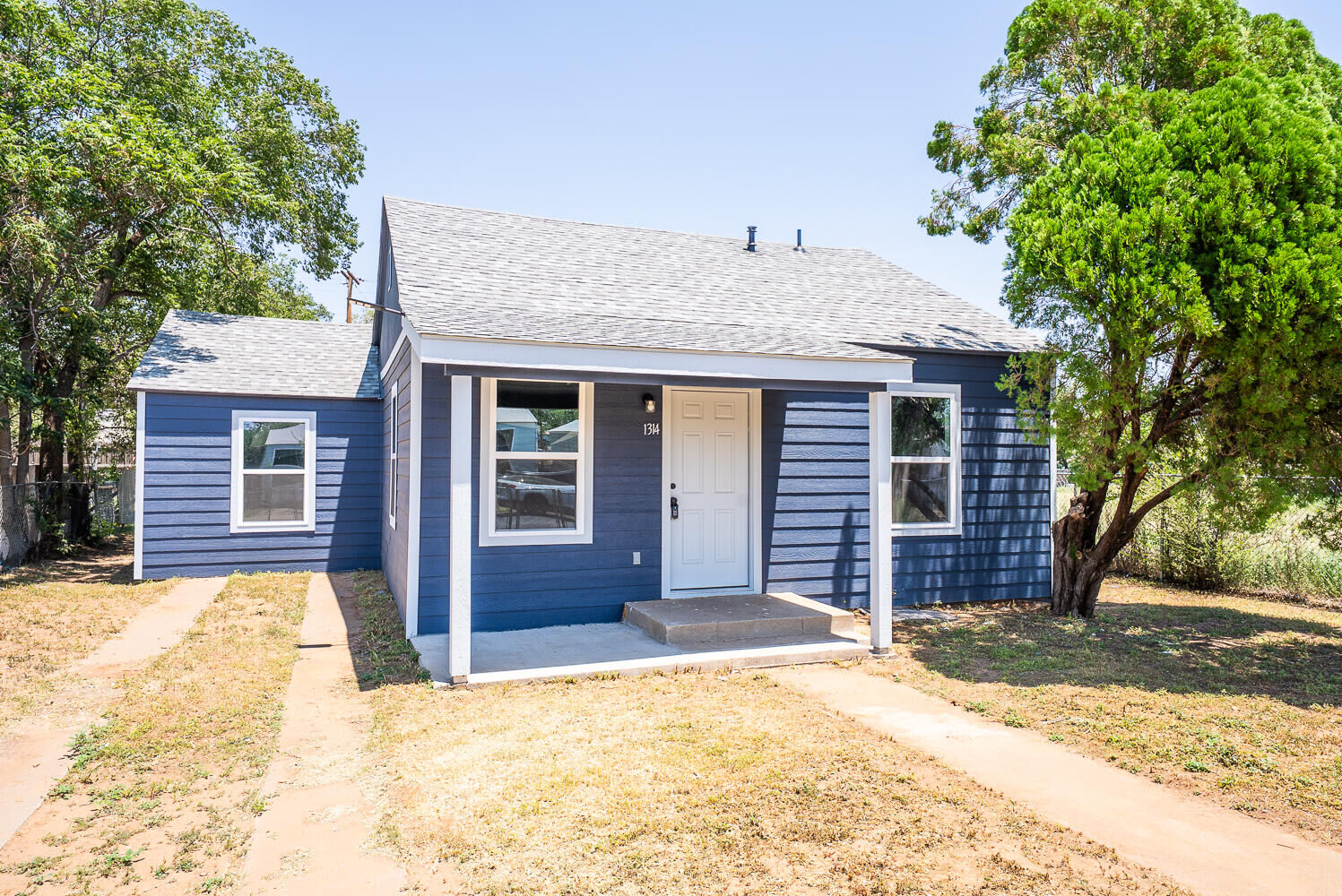 Property Photo: 1314 26th Street TX 79411
