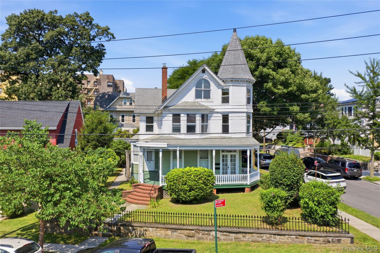 Property Photo: 4309 Vireo Avenue NY 10470