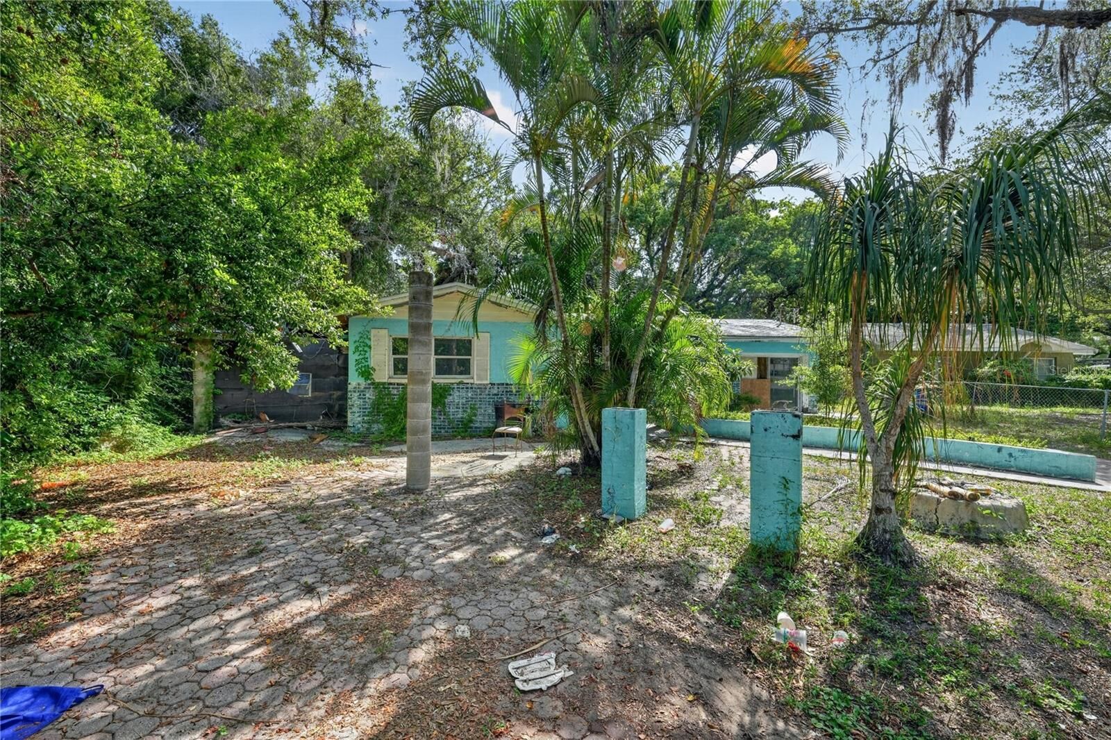 Property Photo: 1152 Beckett Street FL 33755