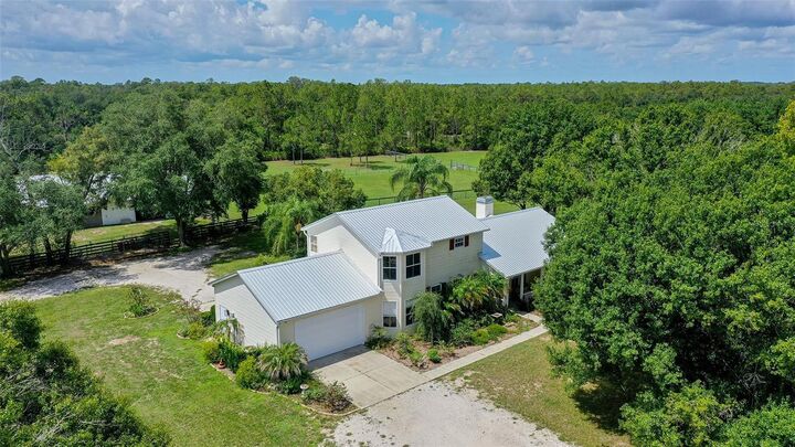Property Photo: 7108 229th Street E FL 34211