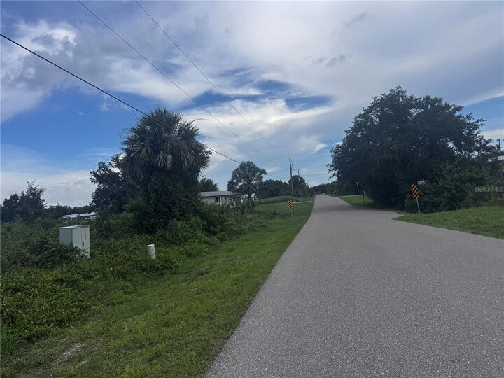 Property Photo:  100 Dahoon Boulevard  FL 33982 