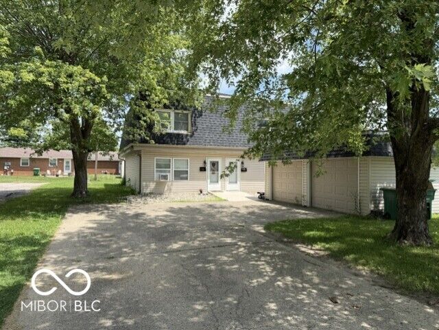 Property Photo:  1618 Plymouth Drive  IN 47362 