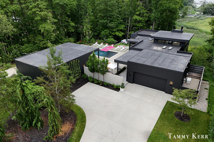 Property Photo: 702 Golfview Drive MI 49406