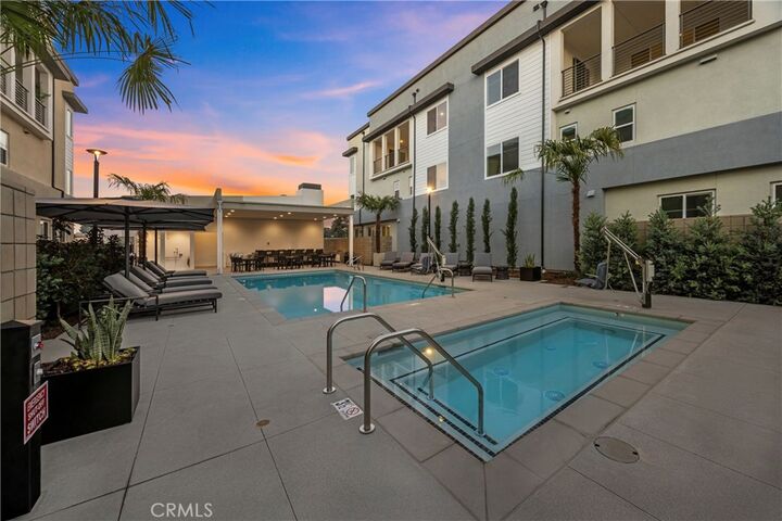 Property Photo:  7264 Pointbreak Drive  CA 92647 