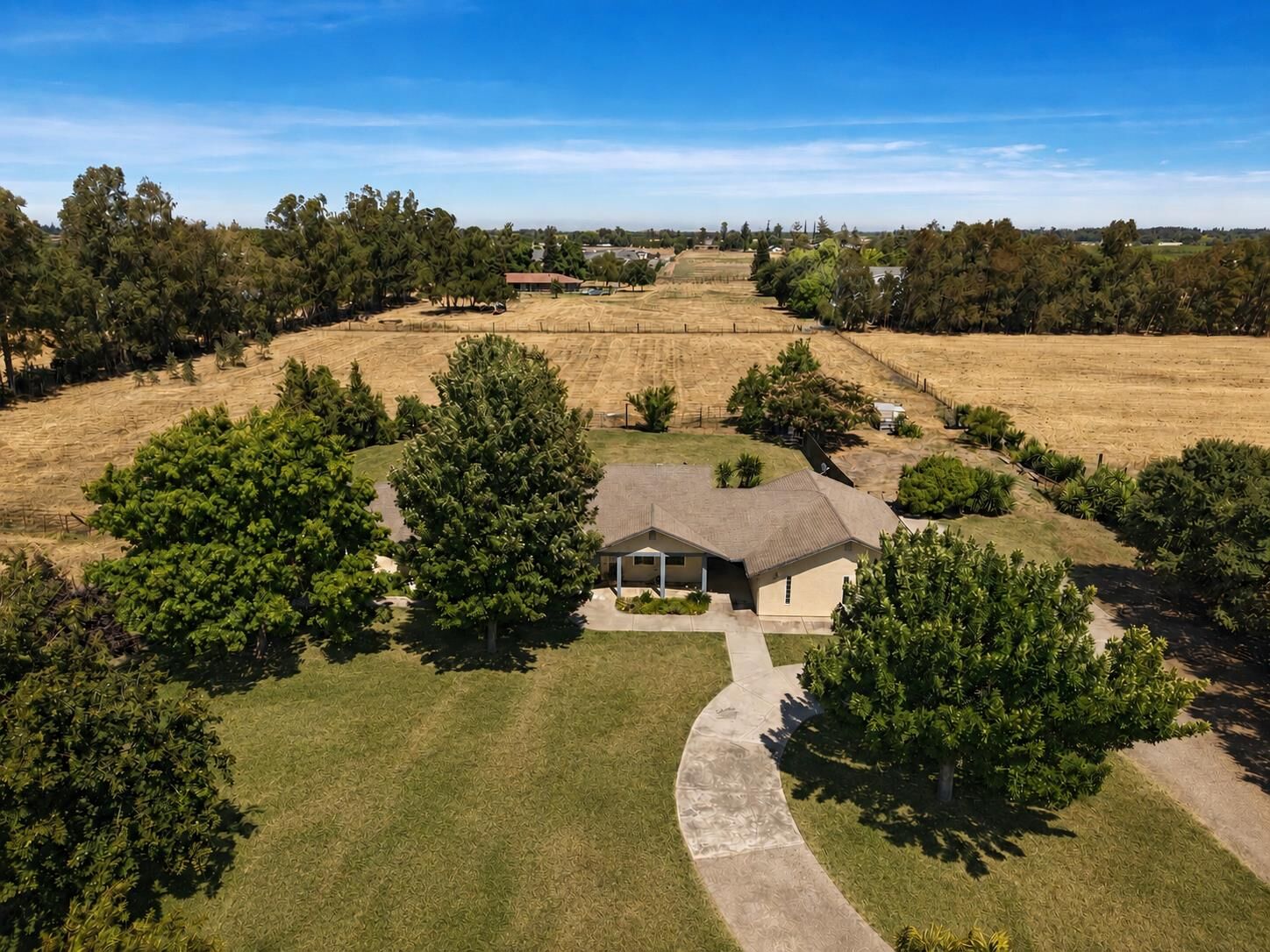 Property Photo: 11220 N Golfview Road CA 95240
