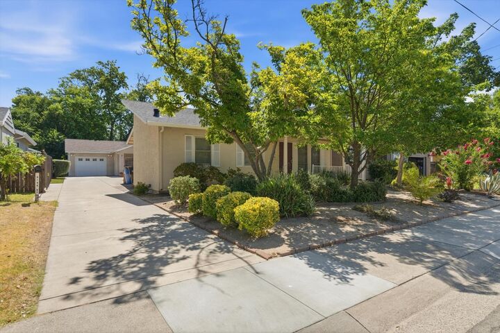Property Photo:  2195 57th Street  CA 95817 