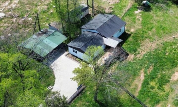 Property Photo: 1749 Chandler Rd TN 37122
