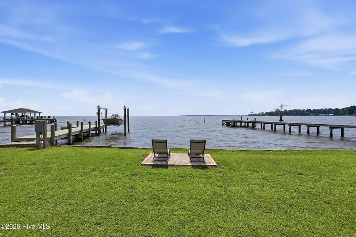 Property Photo:  110 Swan Lane  NC 27944 