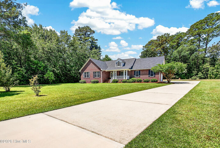 Property Photo:  519 Carriage Lane  NC 28540 