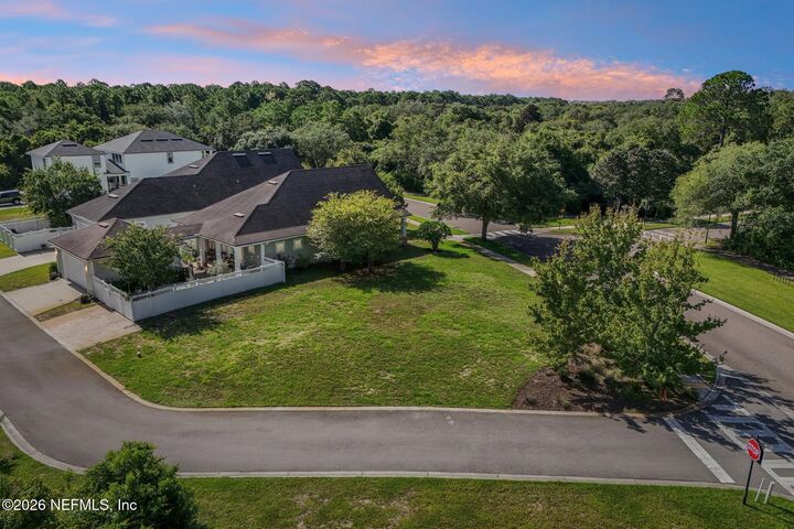 Property Photo:  744 S Loop Parkway  FL 32095 