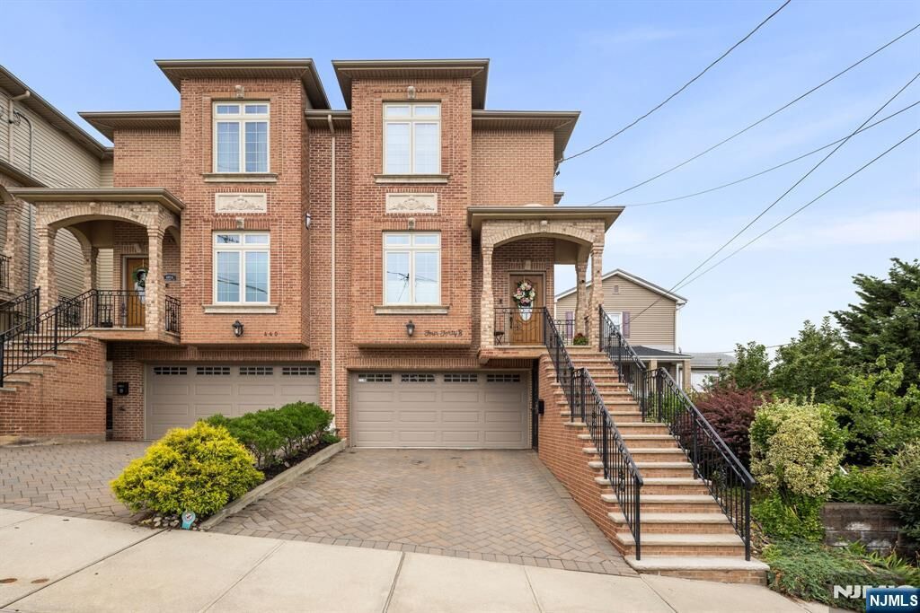 Property Photo:  440 Morningside Avenue B  NJ 07022 