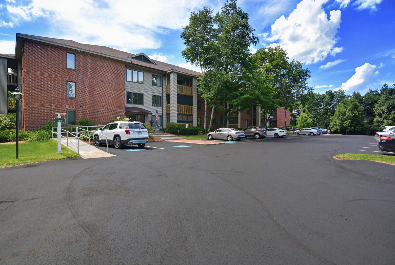 Property Photo:  500 Candlewood Park Drive  NH 03062 