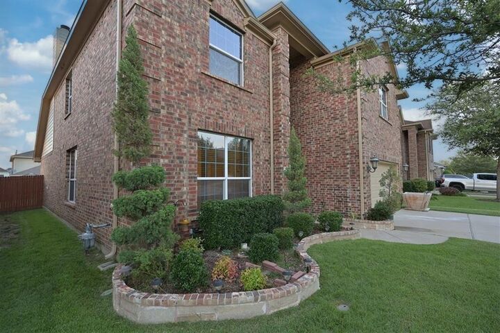 Property Photo:  4212 Bridgestone Drive  TX 76123 