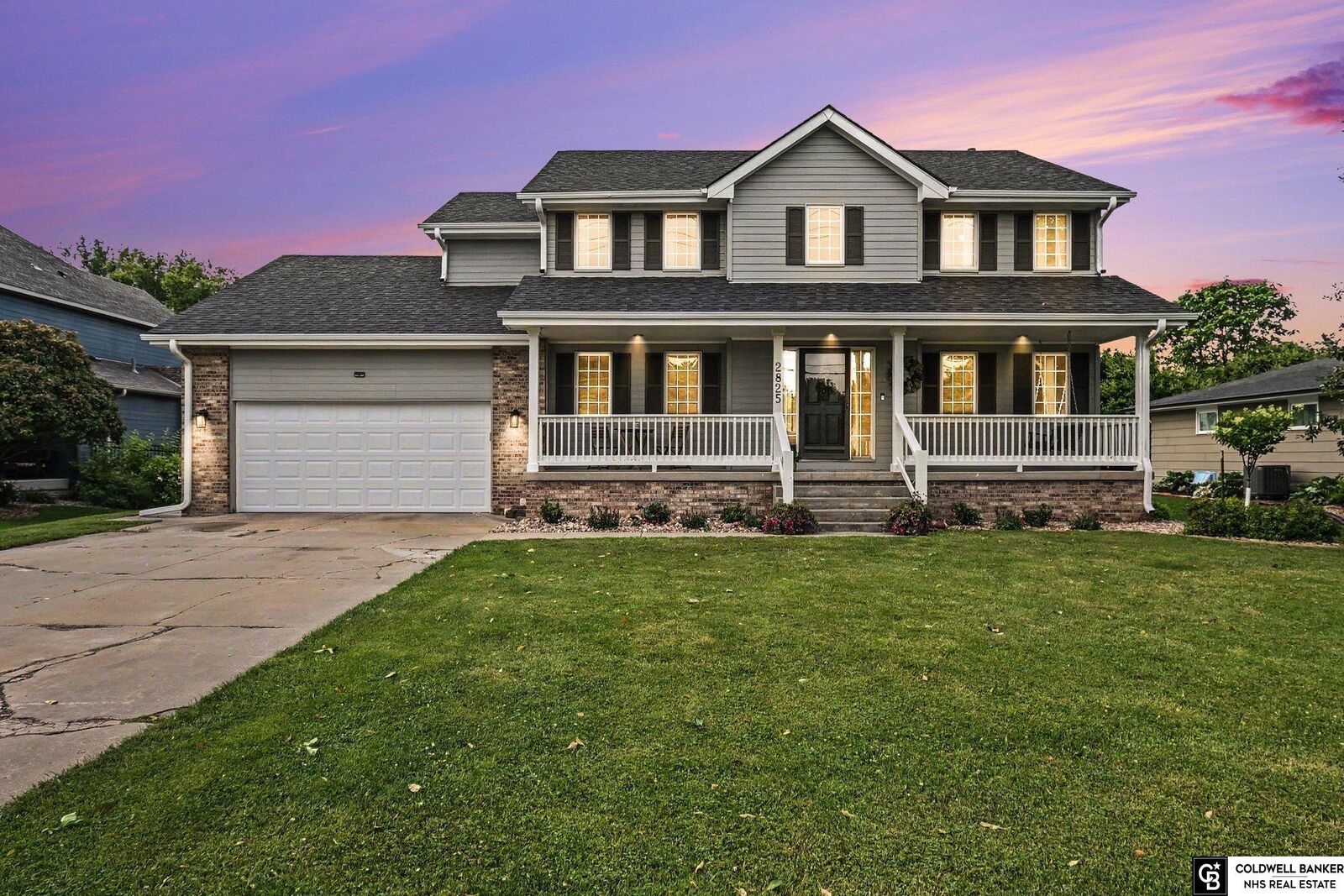 Property Photo: 2825 E 16 Street NE 68025