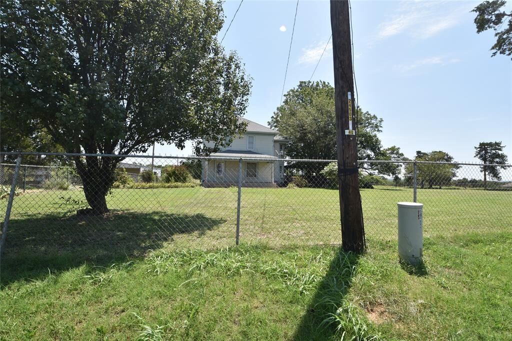 Photo de la propriété:  330 S Academy Road  OK 73044 