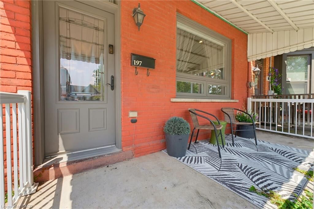 Property Photo: 197 Mary Street ON L8L 4V9
