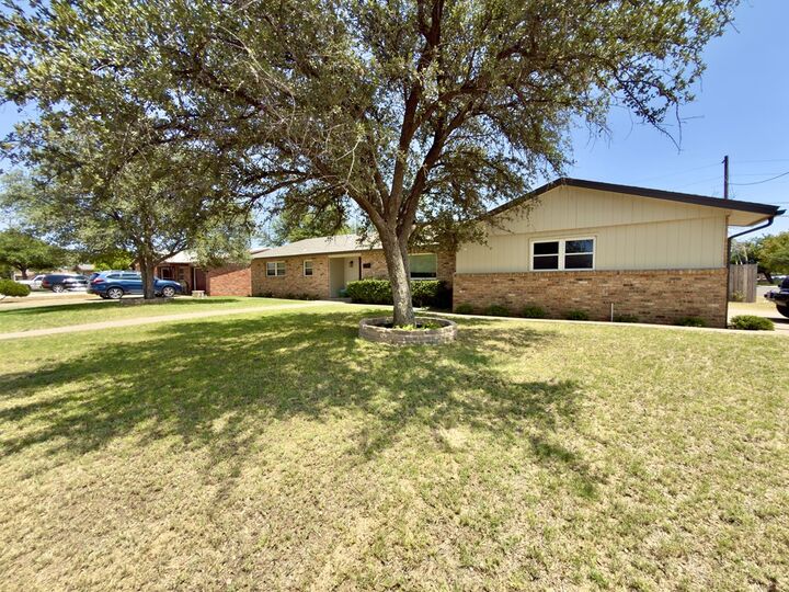 Property Photo: 3511 W Ohio Ave TX 79703