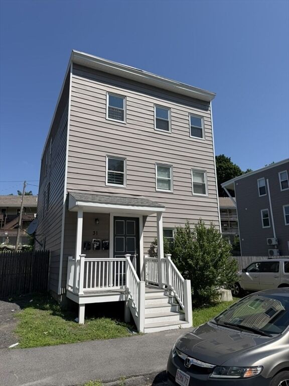 Property Photo:  31 North St  MA 01605 