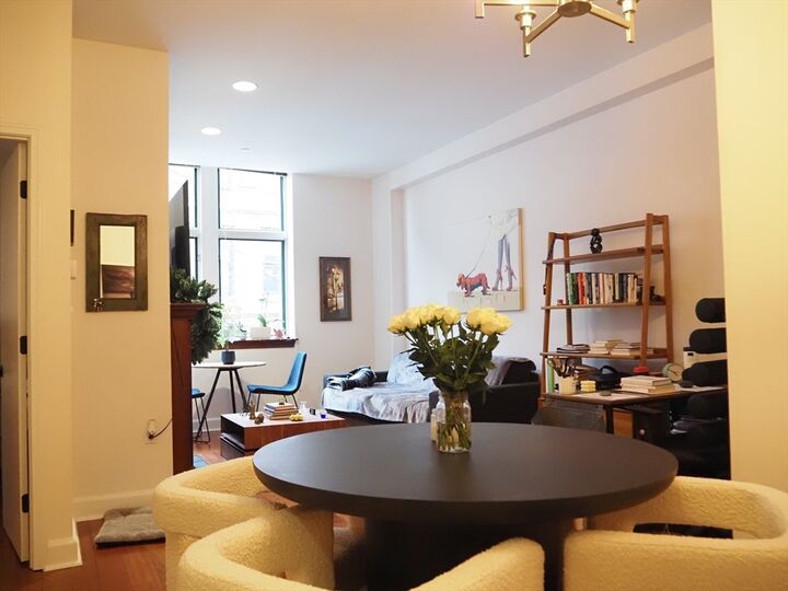 Property Photo:  2 Clarendon Street 24  MA 02116 