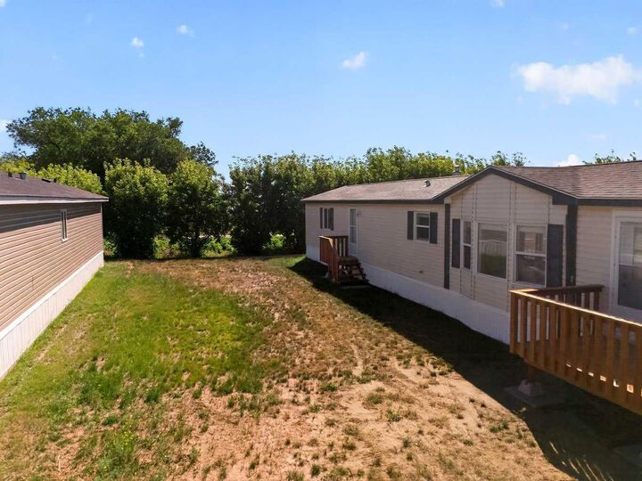 Property Photo: 11005 103 Street AB T0H 2H0