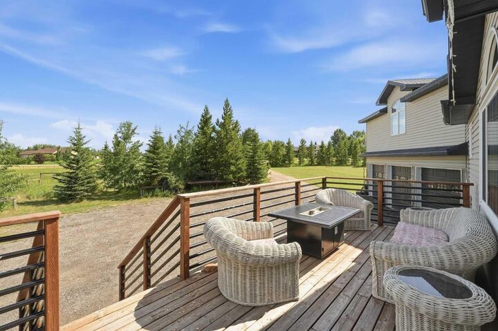 Property Photo: 64242 258 Avenue E AB T1S 4G1