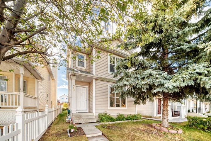 Property Photo: 79 Hidden Crescent NW AB T3A 5L4