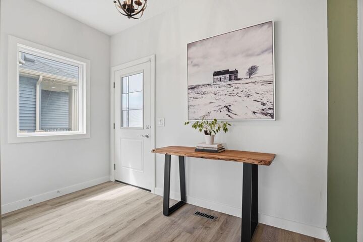 Property Photo:  110 Drake Landing Gardens  AB T1S 0P9 