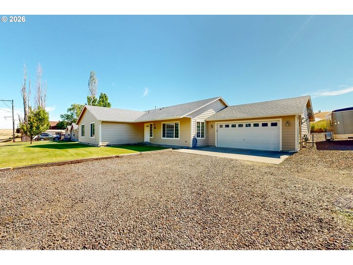 Property Photo: 107 S Hill St OR 97886