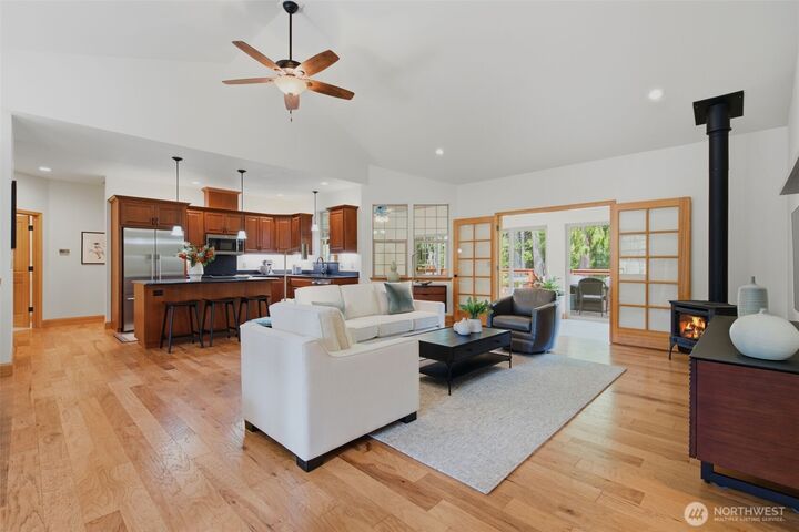 Property Photo: 114 Shauna Place WA 98382